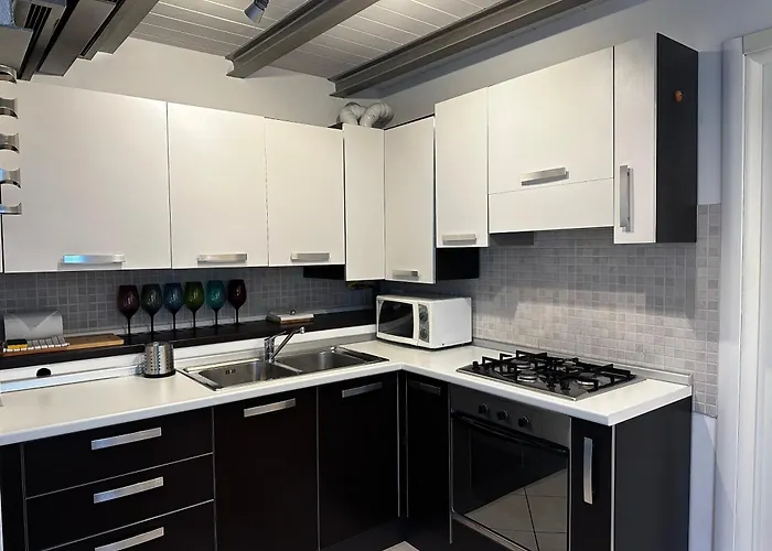 La Casetta Del Centro Luminoso Loft Con Terrazzo E Giardino