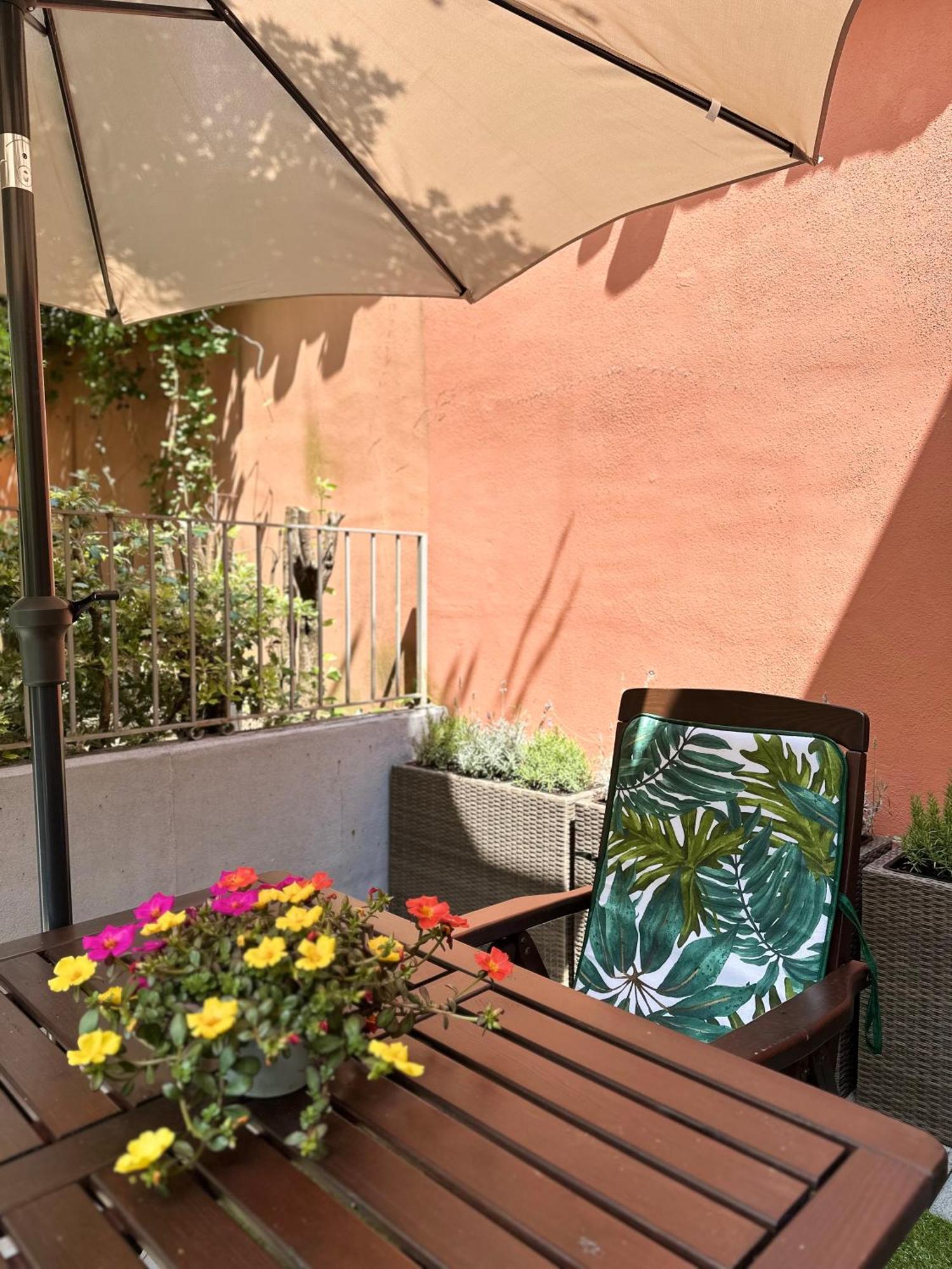 Apartment La Casetta Del Centro Luminoso Loft Con Terrazzo E Giardino *