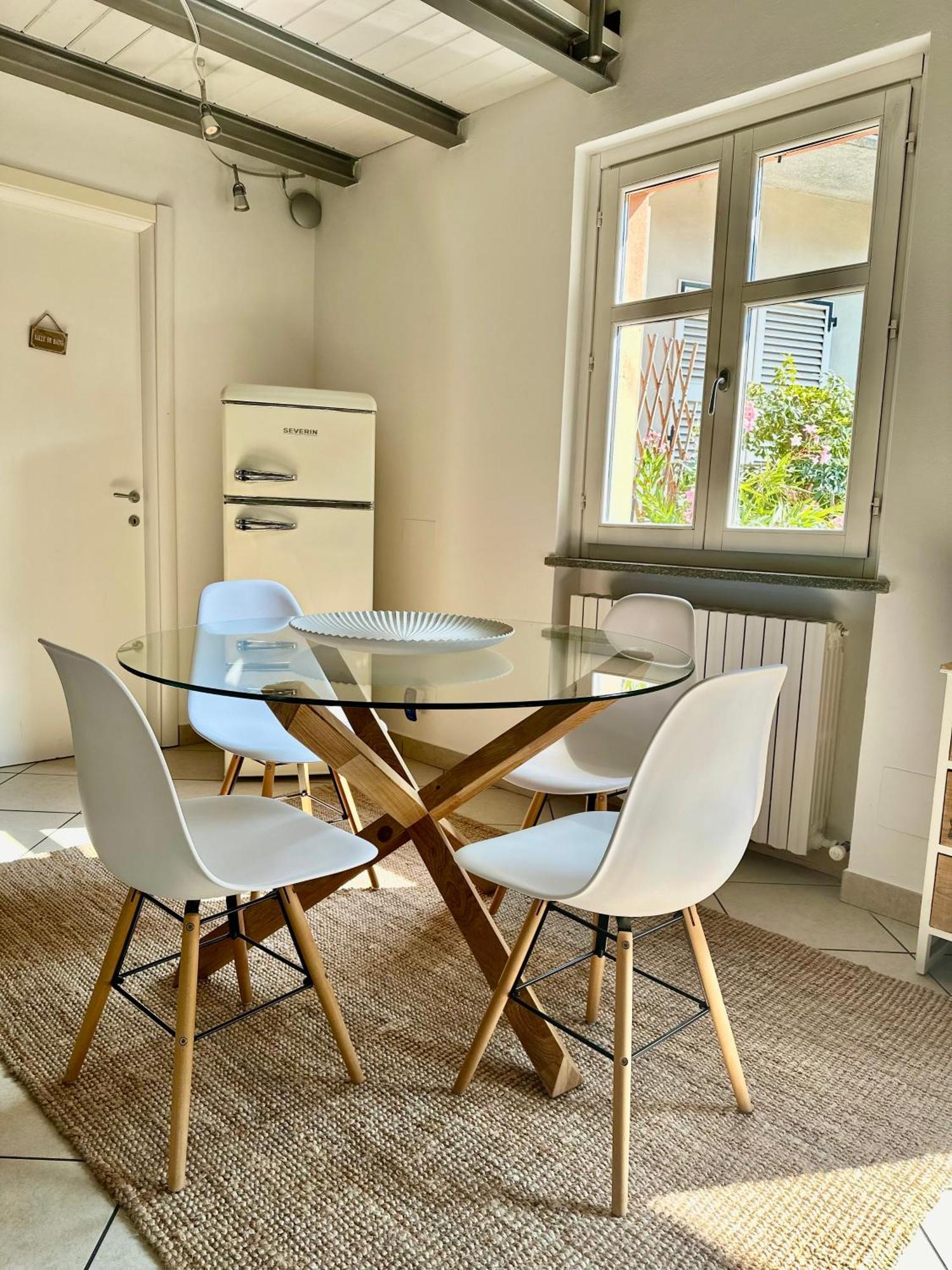 La Casetta Del Centro Luminoso Loft Con Terrazzo E Giardino * Biella