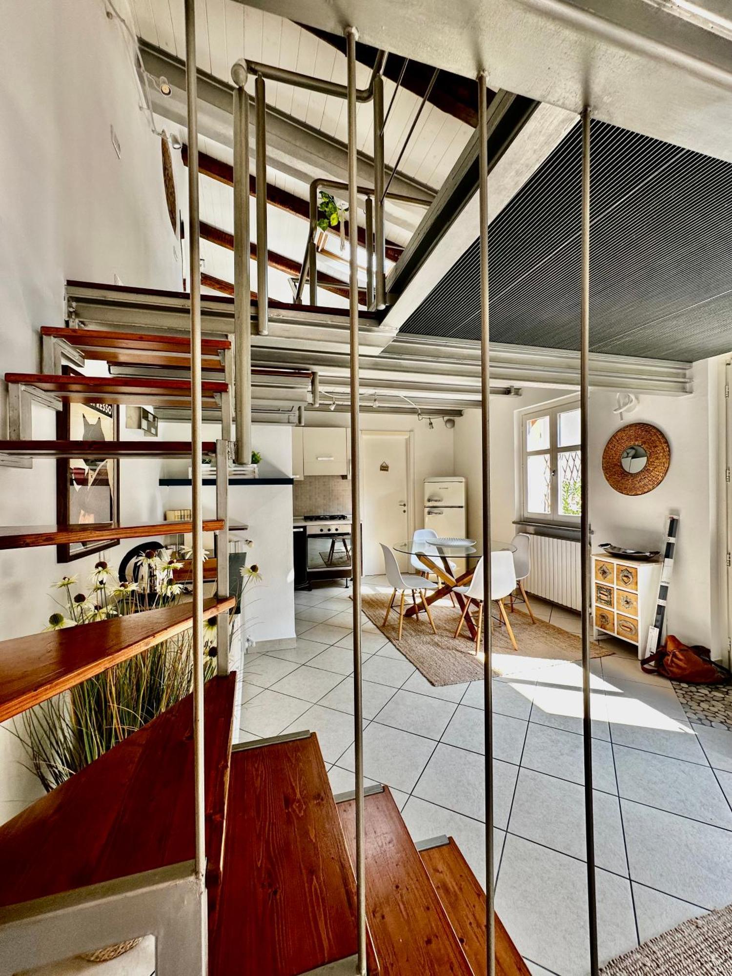 La Casetta Del Centro Luminoso Loft Con Terrazzo E Giardino Apartment *